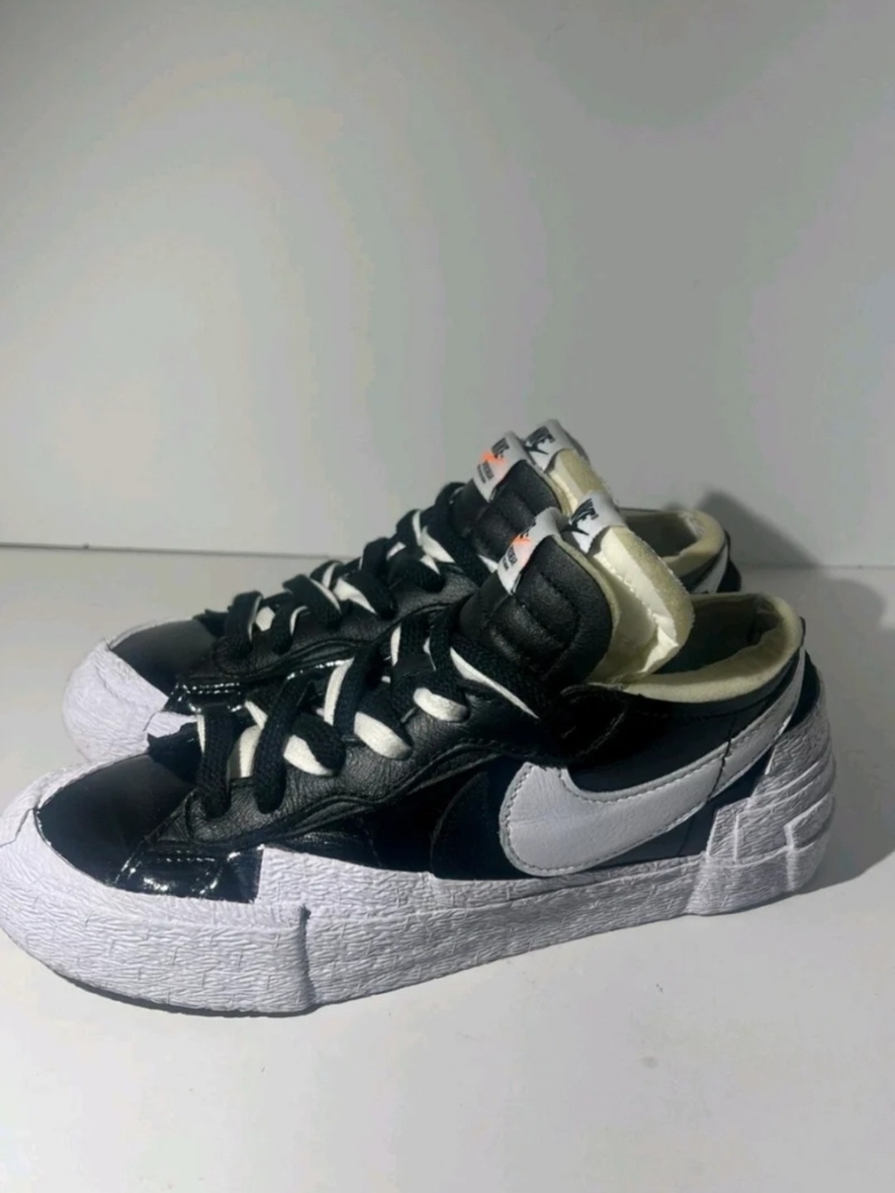 Nike Women's Black and White Low-Top Sneakers